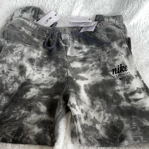 Nike Other - Men Brand new Nike Joggers